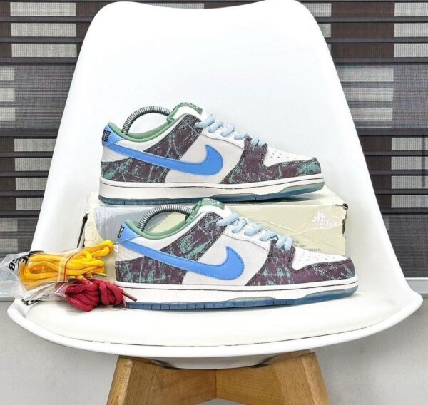 NIKE SB  SNEAKER (40-45)