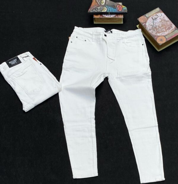 JEAN'S