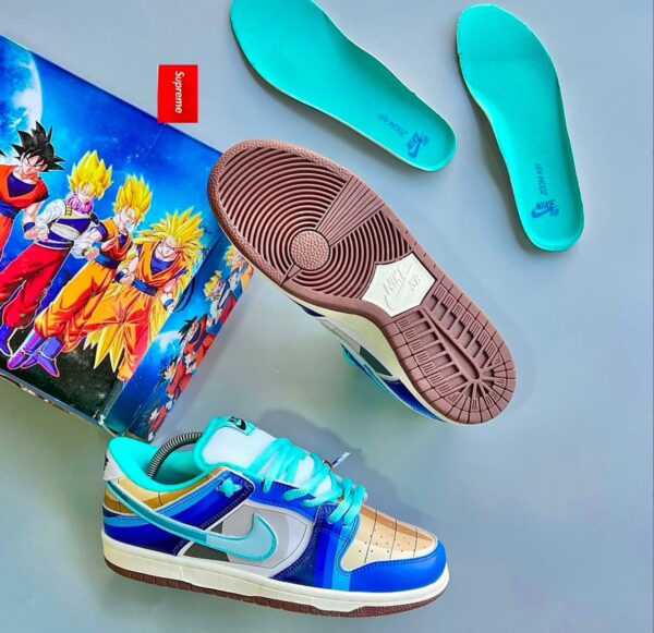 Nike SB SNEAKERS