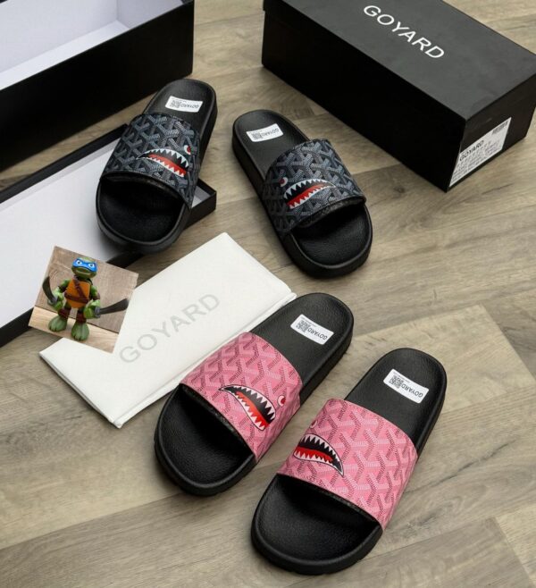 Goyard Slide