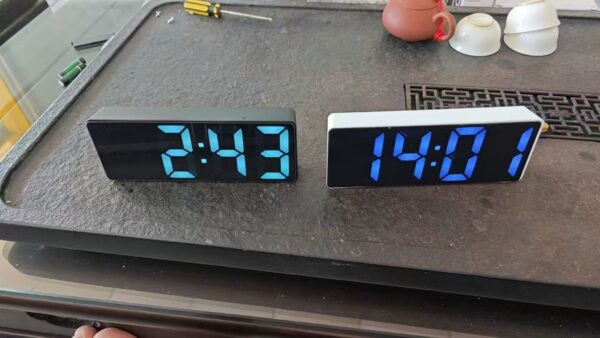 Digital alarm clock