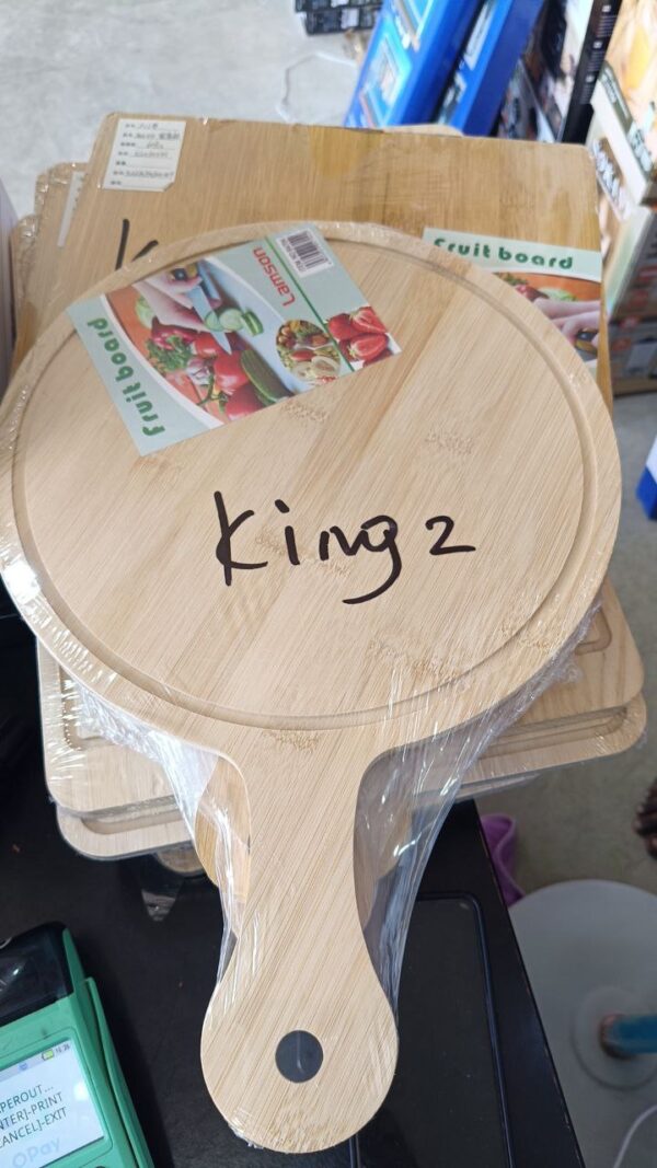 King 2 cutting board