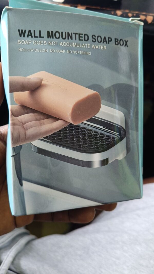 Single wall suction soap holder