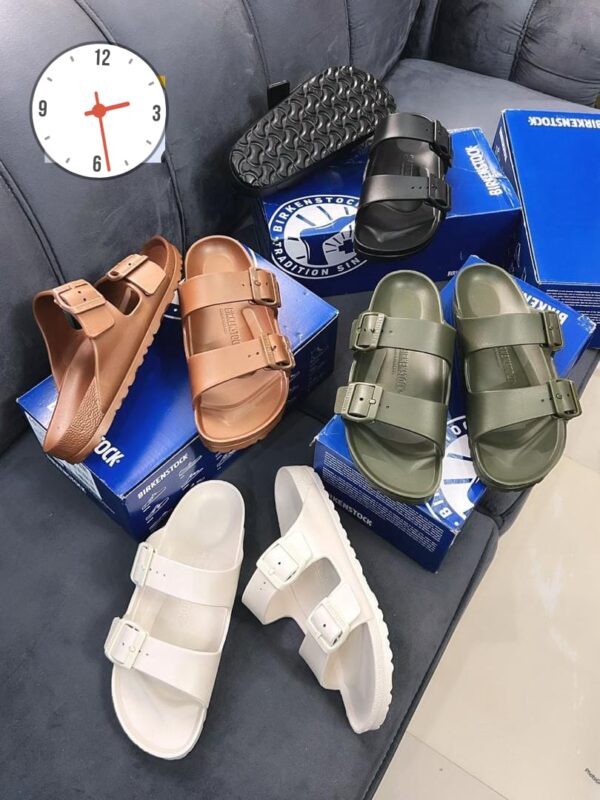 BIRKENSTOCK RUBBER SLIDES